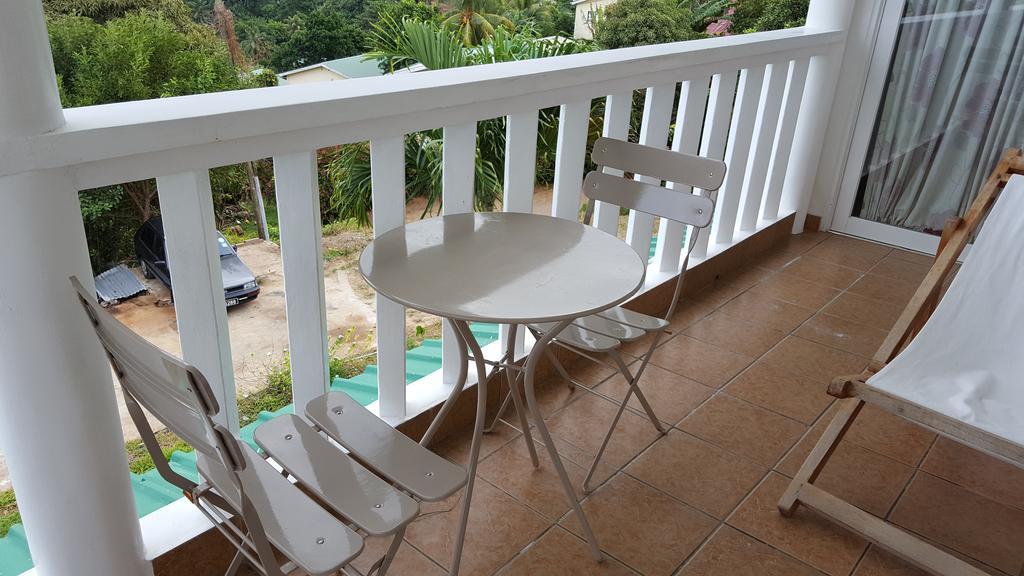 Villa Kayola - Self Catering Pointe La Rue ภายนอก รูปภาพ
