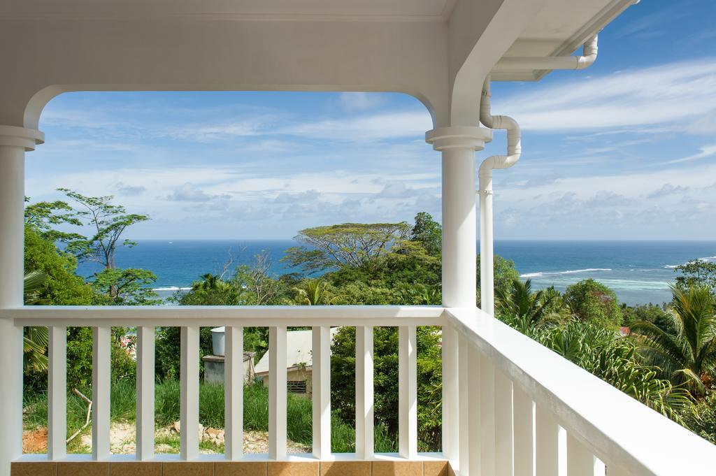 Villa Kayola - Self Catering Pointe La Rue ภายนอก รูปภาพ
