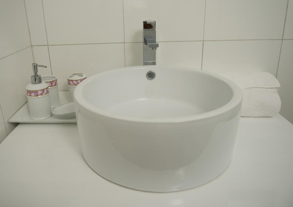Villa Kayola - Self Catering Pointe La Rue ภายนอก รูปภาพ