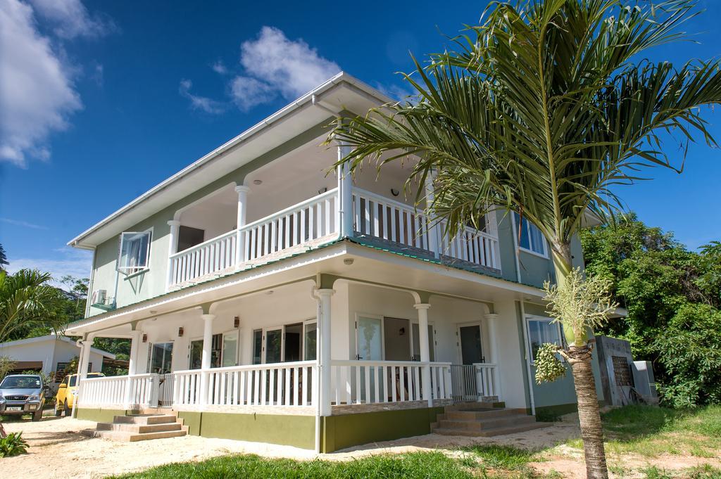 Villa Kayola - Self Catering Pointe La Rue ภายนอก รูปภาพ